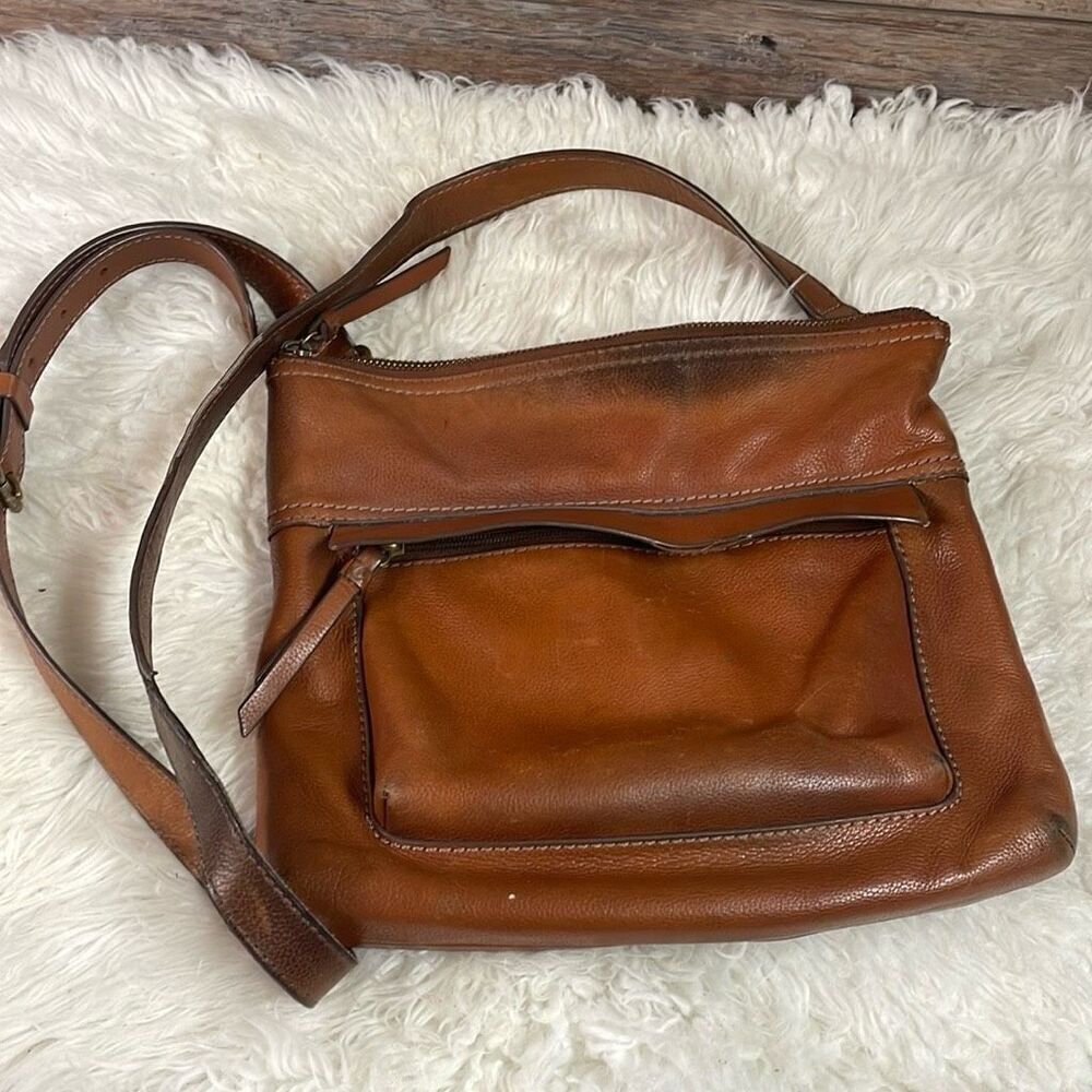 FOSSIL Brown Cowhide Leather Messenger Style Shoulder Bag READ